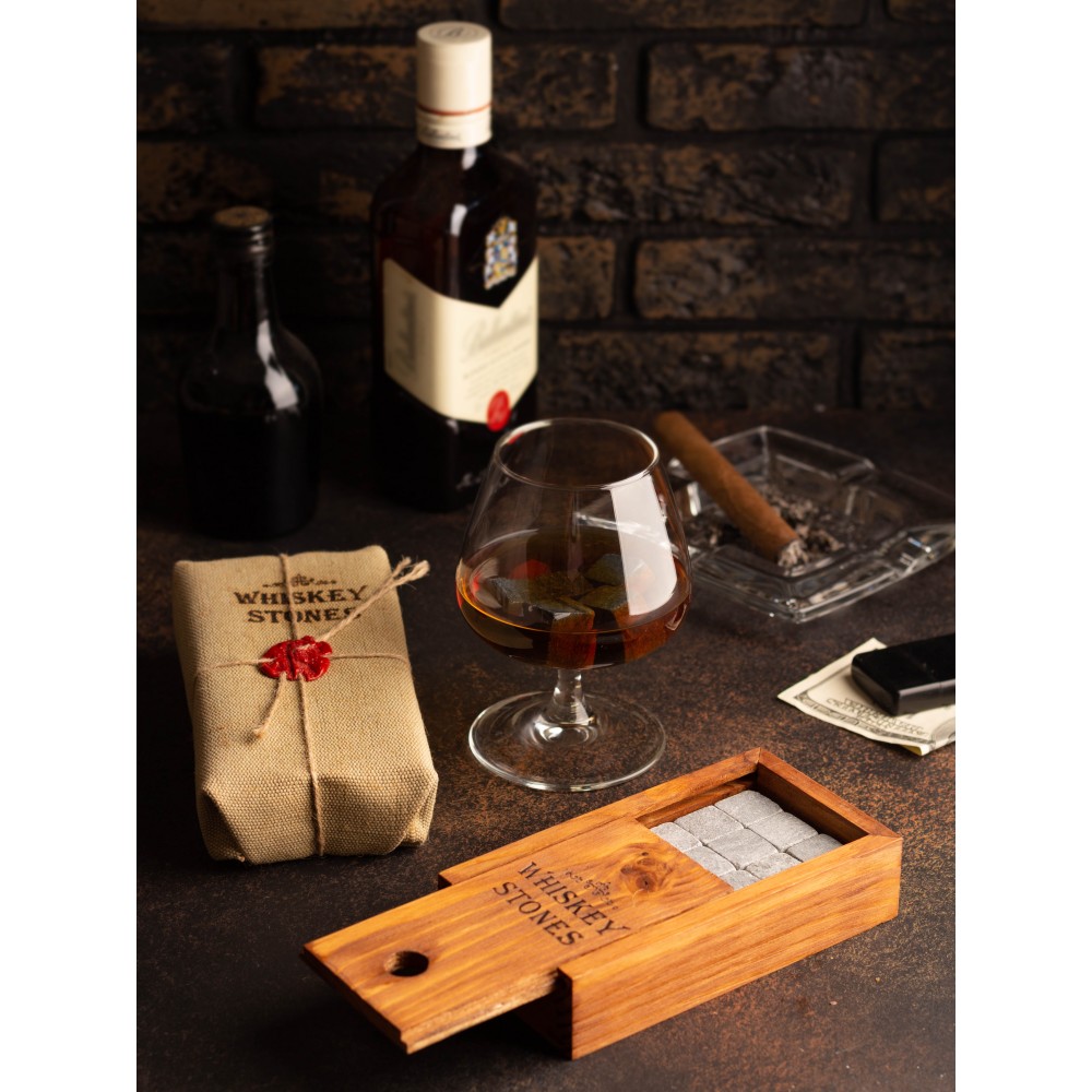 Whiskey Stones “Western” case (12 pieces)